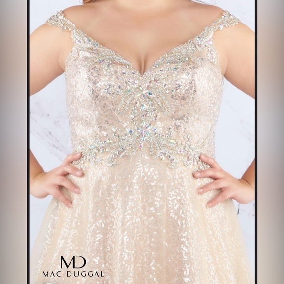 Mac Duggal 65037 NWT Prom Long Plus Size Dress - Picture 3 of 7